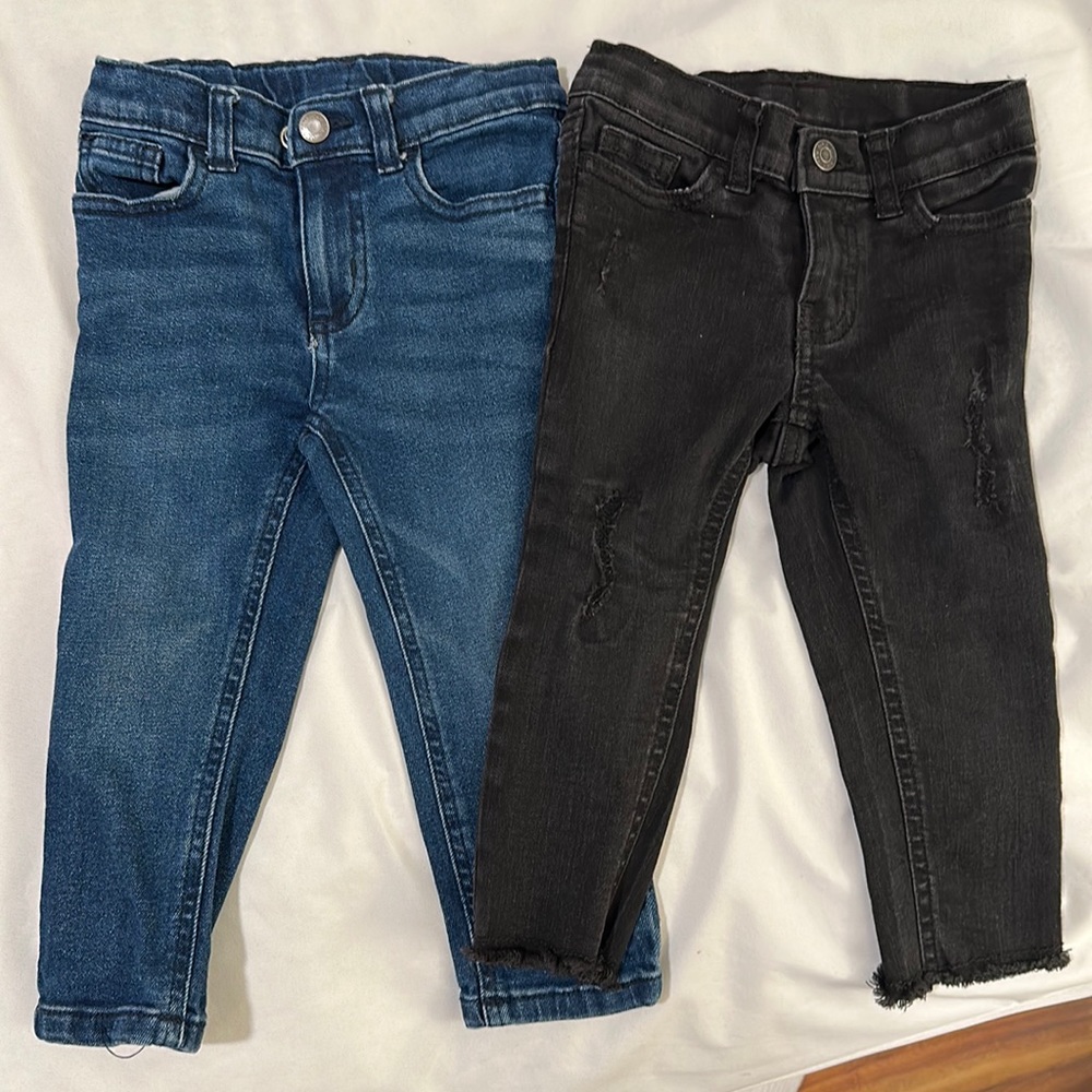 Okie dokie pair of girl jeans size 2t